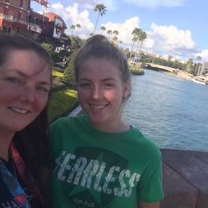 Meet your Posher, Lisa